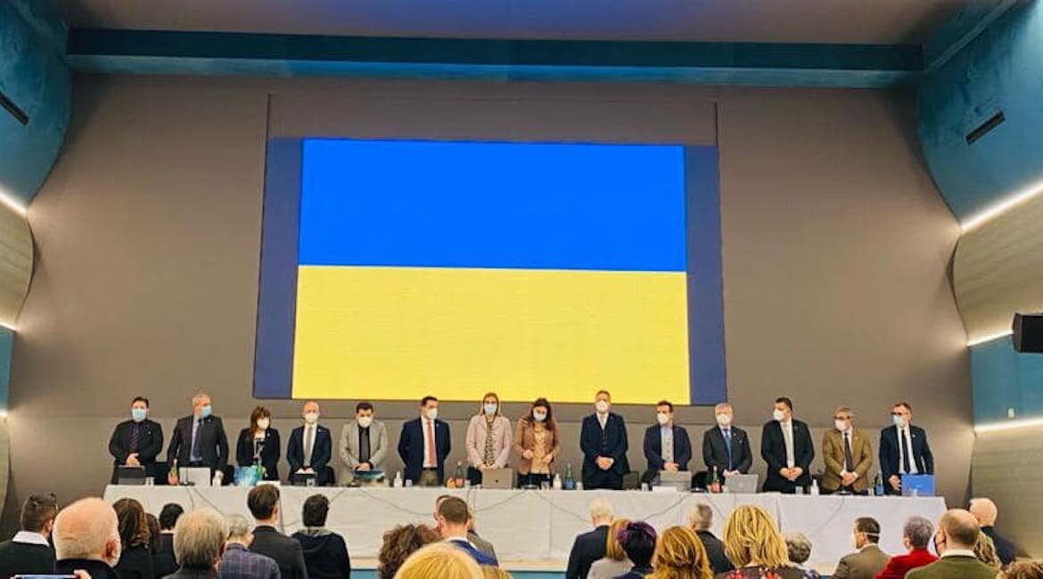 Al via il Consiglio Nazionale nel segno dell’Ucraina: a ricordarcelo, la nostra etica professionale e umana